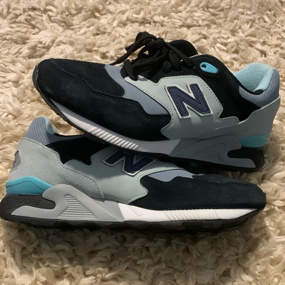 New Balance 878 “Abzorb” sneaker. Multicolor Blue/Gray. Exc.Condition Sz6.5Y $85 - Picture 1 of 10